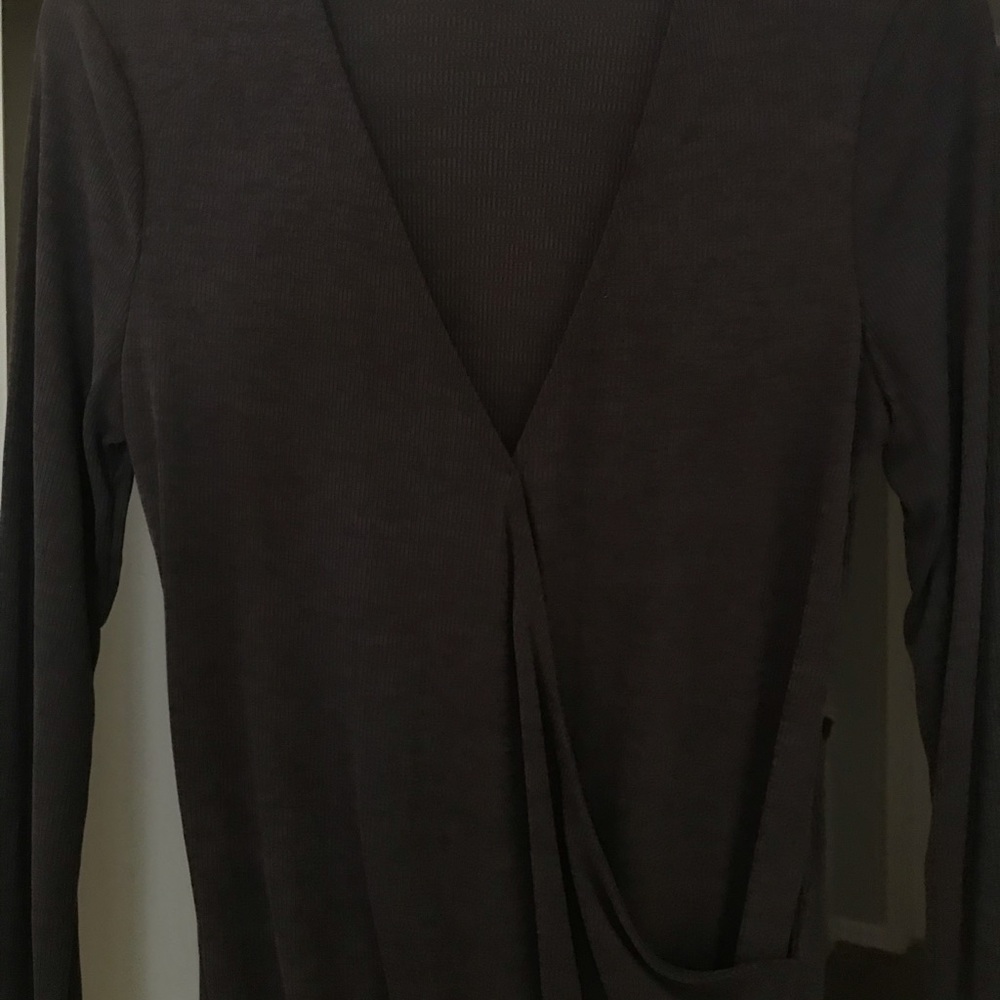 Dark grey top
